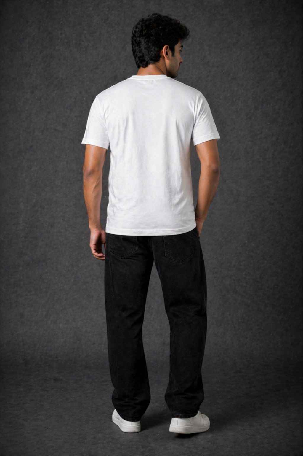 Tin-Fluencer Round Neck Graphic Tee | The Fifth Thread